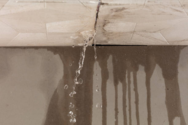 Professional Water Damage Restoration technician working in Sussex, NJ